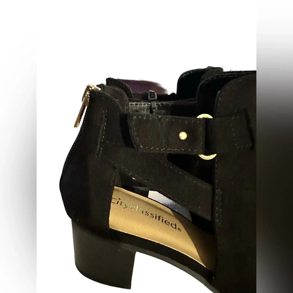 New Women's Cutout Side Strap Mid Black Chunky Heel Fashion Ankle Bootie - Picture 10 of 12